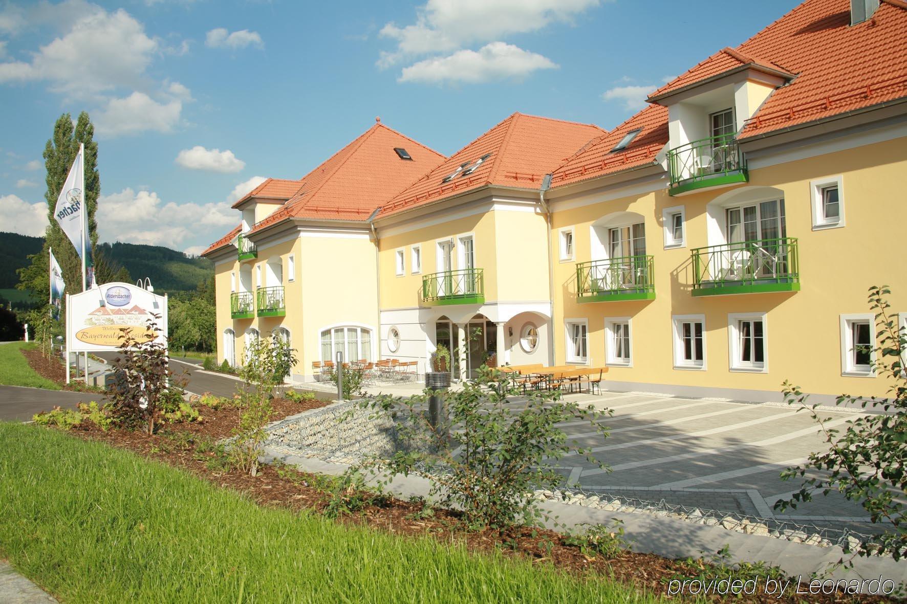 Akzent Hotel Bayerwald-Residenz Neukirchen  Екстер'єр фото