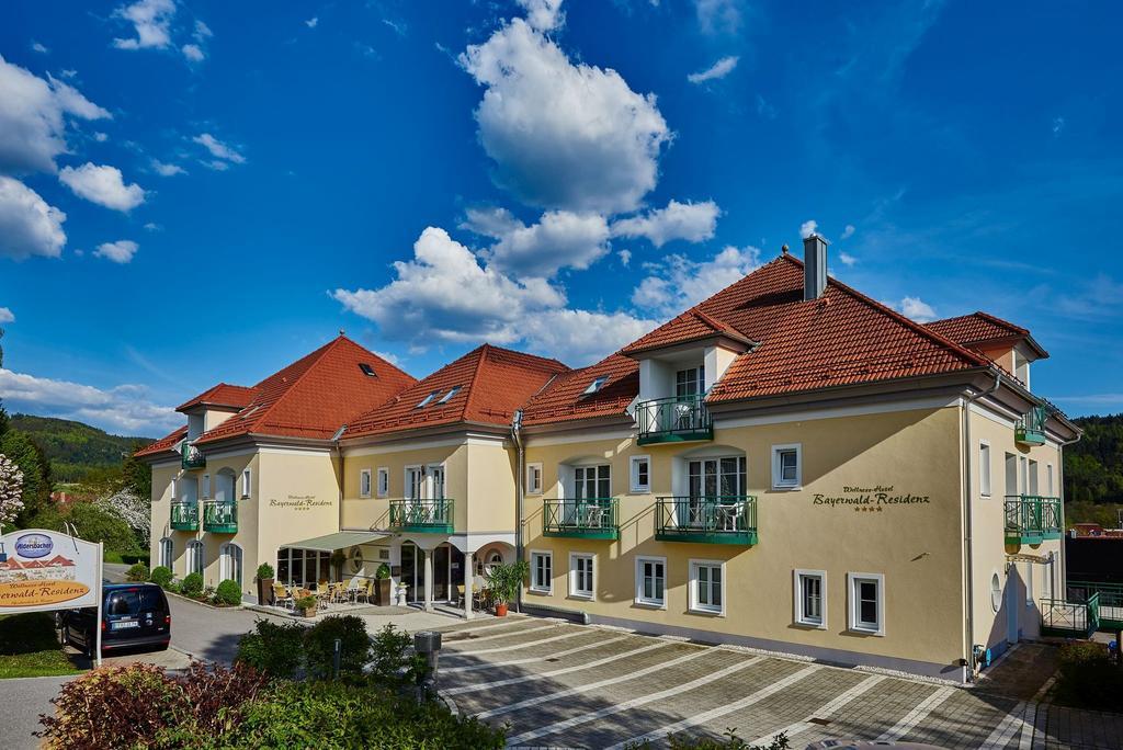 Akzent Hotel Bayerwald-Residenz Neukirchen  Екстер'єр фото